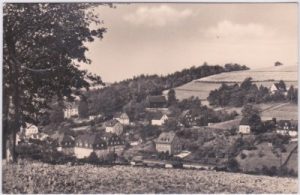 09390 Gornsdorf/Erzgebirge, Blick auf den Ort, ca. 1965