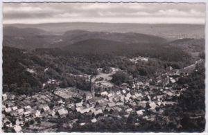 76889 Dörrenbach bei Bergzabern/Pfalz, Luftaufnahme, ca. 1955