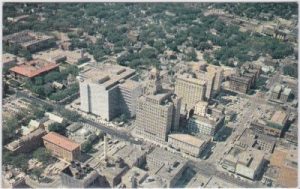 Rochester (Minnesota), aerial view, ca. 1955