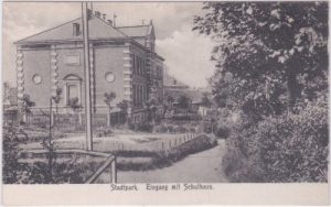 95213 Münchberg in Bayern, Schulhaus, ca. 1905