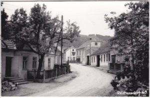 Reichersdorf (Niederösterreich), Straßenansicht, ca. 1935