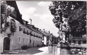 Pichl an der Enns (Pichl-Preunegg), Straßenansicht, ca. 1960