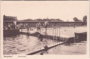 21029 Hamburg-Bergedorf, Badeanstalt, ca. 1920
