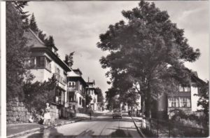 Brückenberg im Riesengebirge (Krummhübel), Straßenansicht, ca. 1960