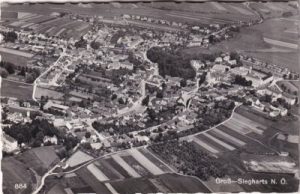 Groß-Siegharts (Niederösterreich), Luftaufnahme, ca. 1965